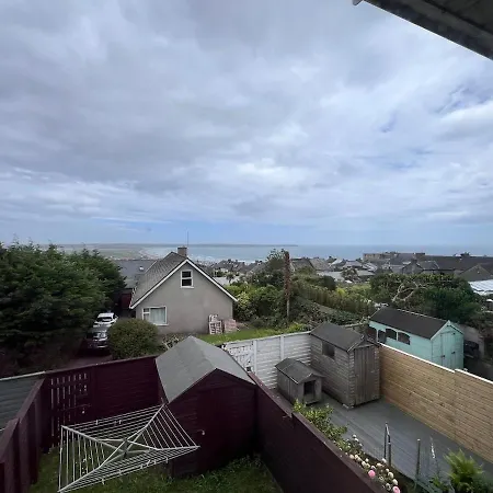 Modern Townhouse - Beach, Golf & Greenway
